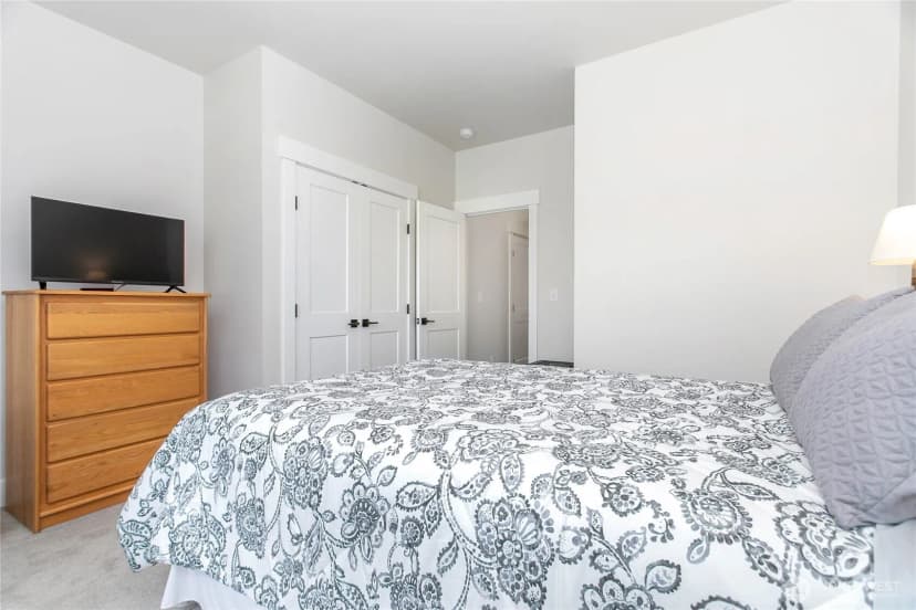 Property photo for 2268 Brome Street, Lynden photo 25