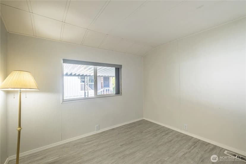Property photo for 225 Ne Ernst #50, Oak Harbor photo 18