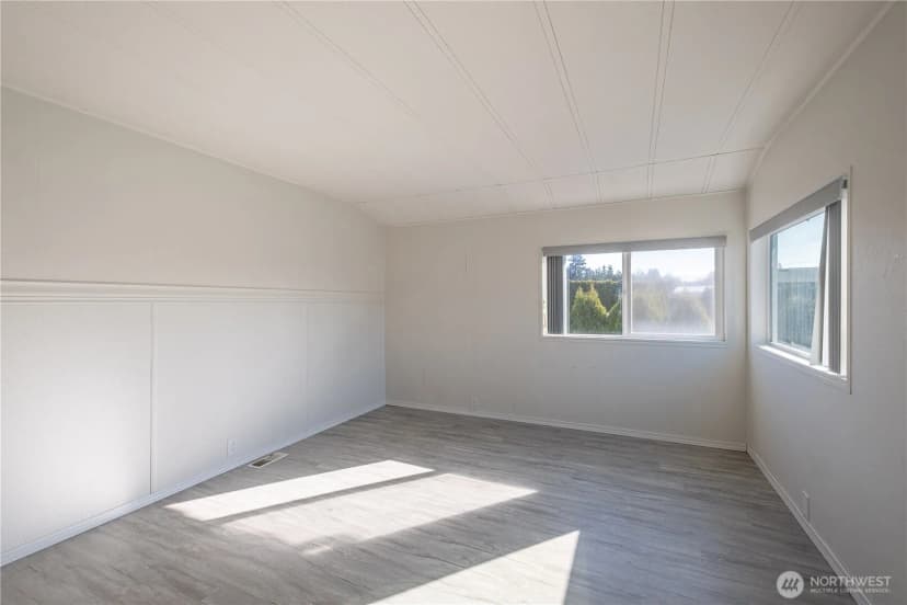 Property photo for 225 Ne Ernst #50, Oak Harbor photo 16