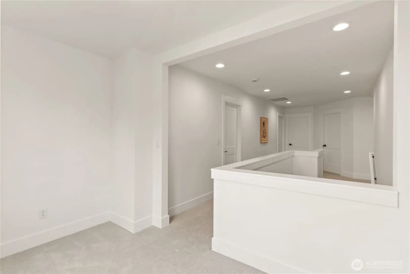 Property photo for 9213 S Sheridan Avenue, Tacoma photo 25