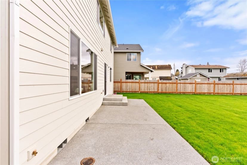 Property photo for 9213 S Sheridan Avenue, Tacoma photo 38