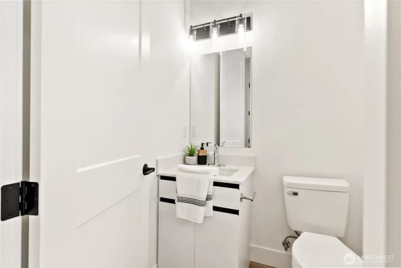 Property photo for 9213 S Sheridan Avenue, Tacoma photo 36