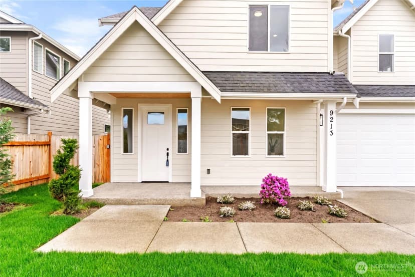 Property photo for 9213 S Sheridan Avenue, Tacoma photo 2