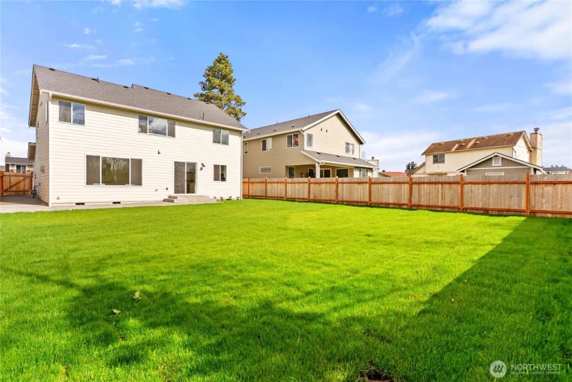 Property photo for 9213 S Sheridan Avenue, Tacoma photo 4