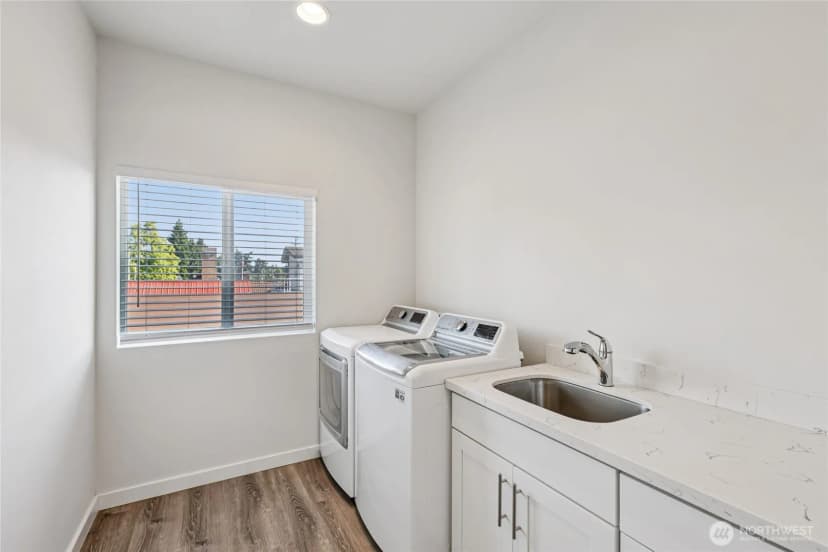 Property photo for 7724 16th Avenue Sw, Seattle photo 27
