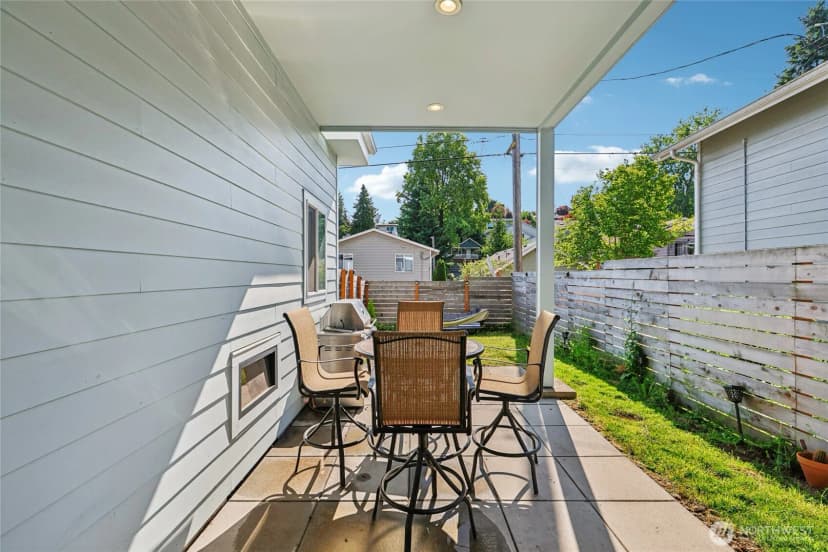 Property photo for 7724 16th Avenue Sw, Seattle photo 32