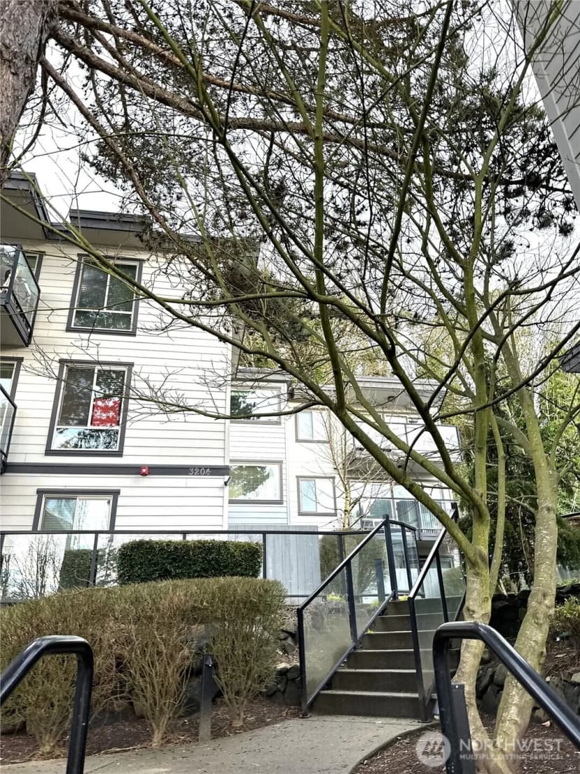 Property photo for 3212 Se 81st #c203, Mercer Island photo 25