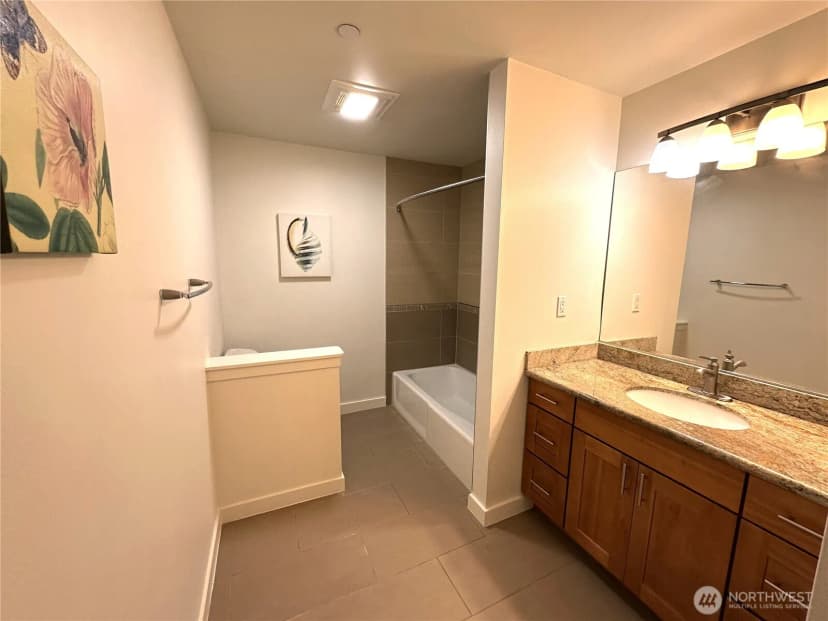 Property photo for 3212 Se 81st #c203, Mercer Island photo 18