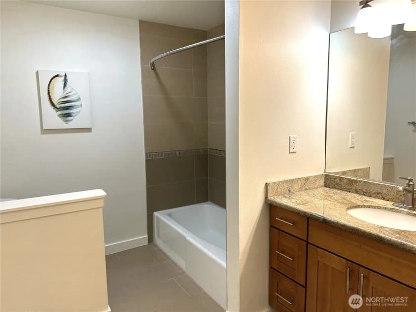 Property photo for 3212 Se 81st #c203, Mercer Island photo 17