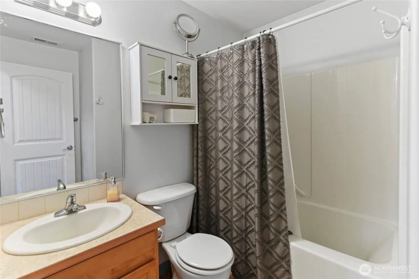 Property photo for 606 206 Avenue Nw, Lakebay photo 36