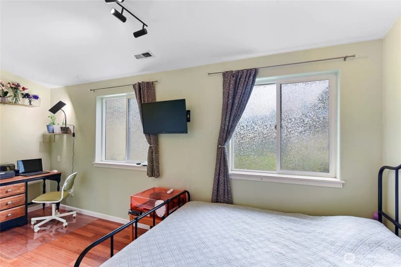 Property photo for 606 206 Avenue Nw, Lakebay photo 12