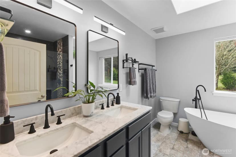 Property photo for 606 206 Avenue Nw, Lakebay photo 26