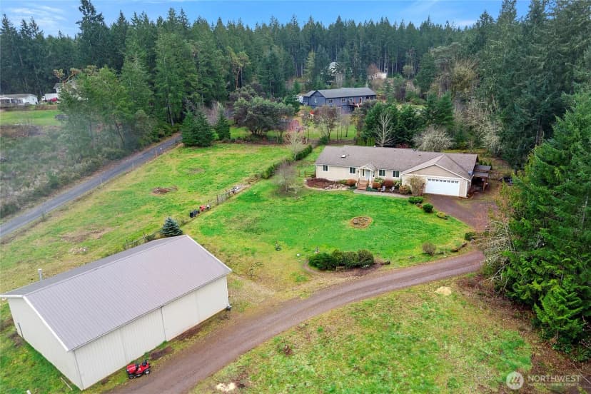 Property photo for 606 206 Avenue Nw, Lakebay