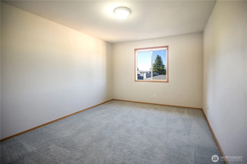 Property photo for 27111 141st Avenue Se, Kent photo 17