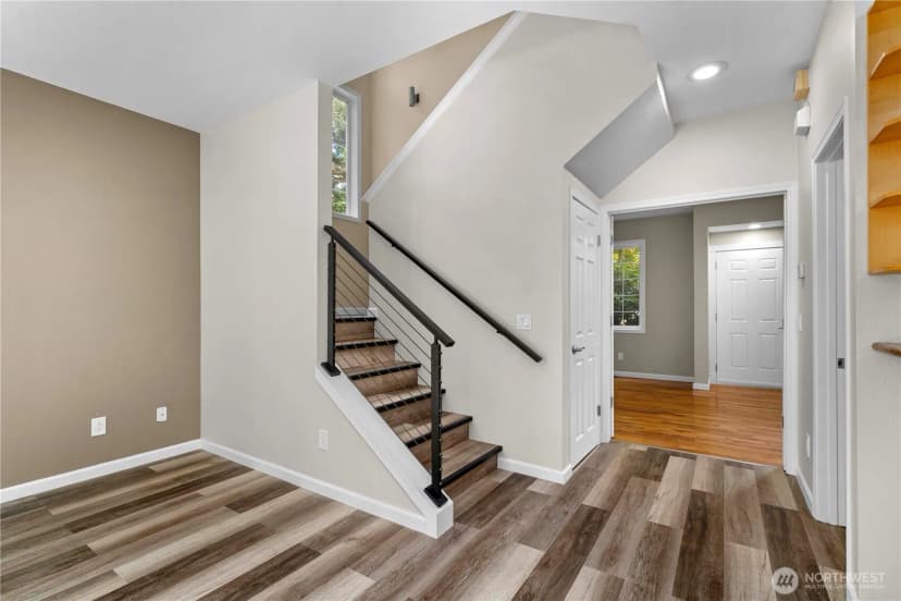 Property photo for 25401 Kanasket Drive, Black Diamond photo 6