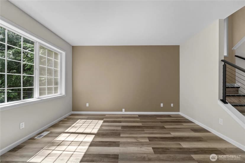 Property photo for 25401 Kanasket Drive, Black Diamond photo 9