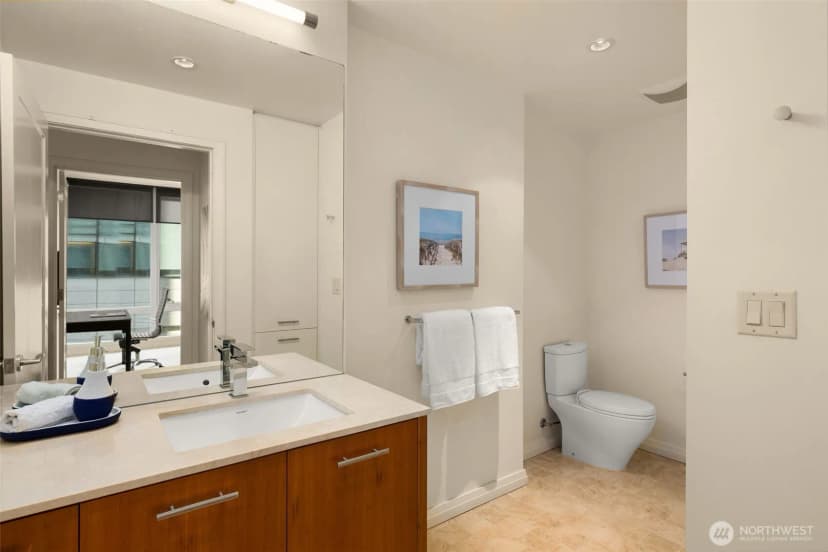 Property photo for 500 106th Avenue Ne #603, Bellevue photo 11