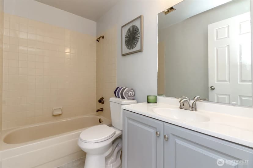 Property photo for 307 S 328th Lane, Federal Way photo 20
