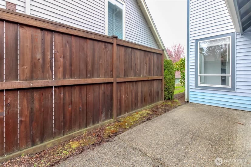 Property photo for 307 S 328th Lane, Federal Way photo 28