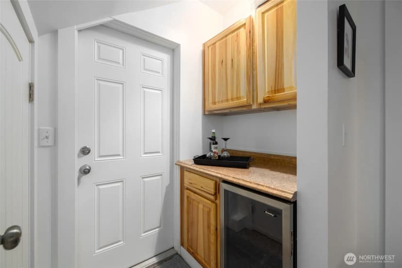 Property photo for 425 Yakima Place, La Conner photo 21