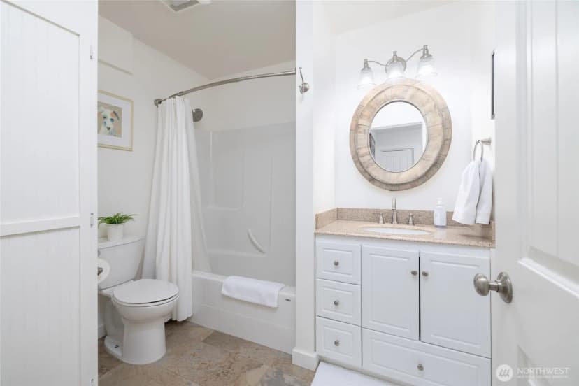 Property photo for 425 Yakima Place, La Conner photo 25