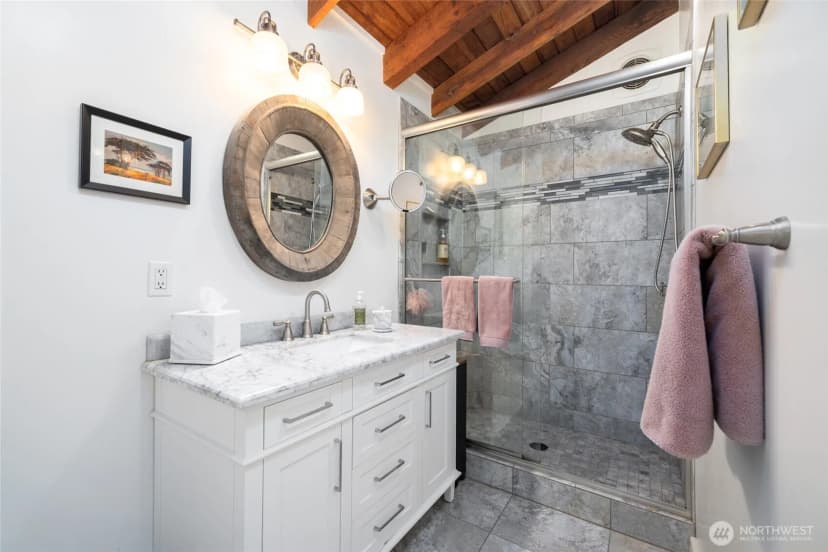 Property photo for 425 Yakima Place, La Conner photo 17