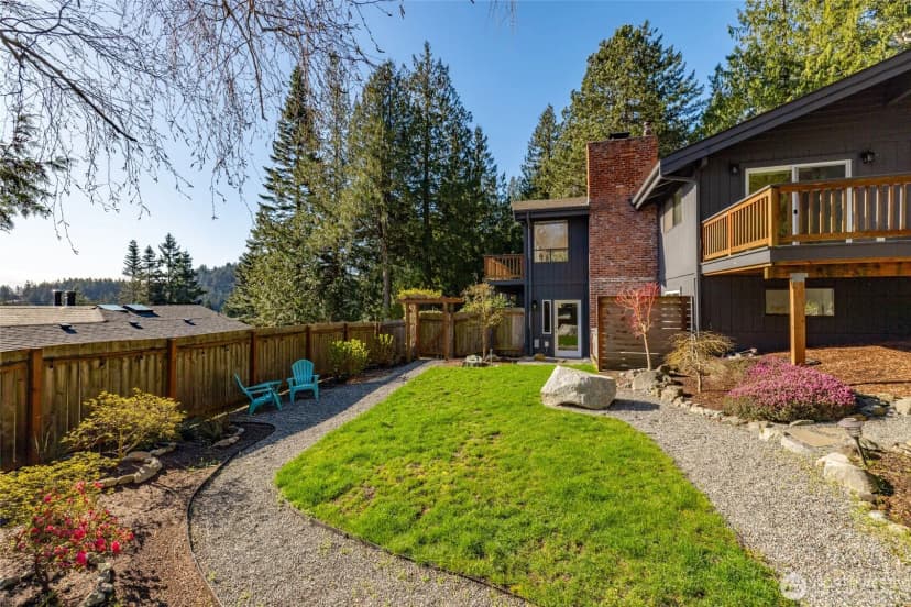 Property photo for 425 Yakima Place, La Conner photo 31