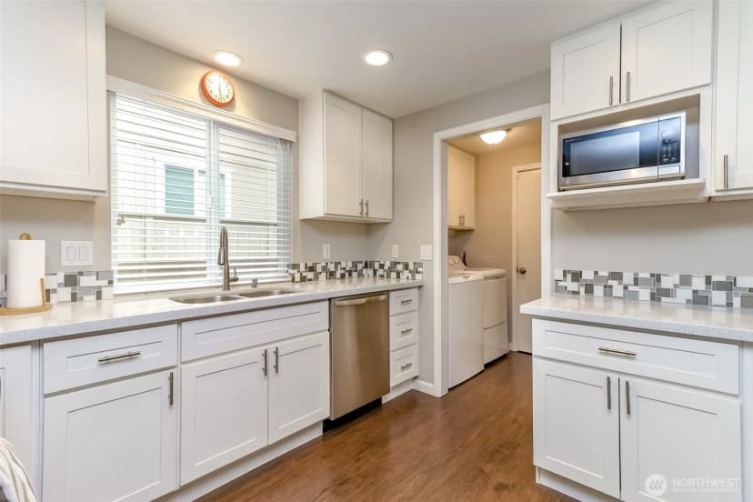Property photo for 7117 40th Street W #7, University Place photo 6