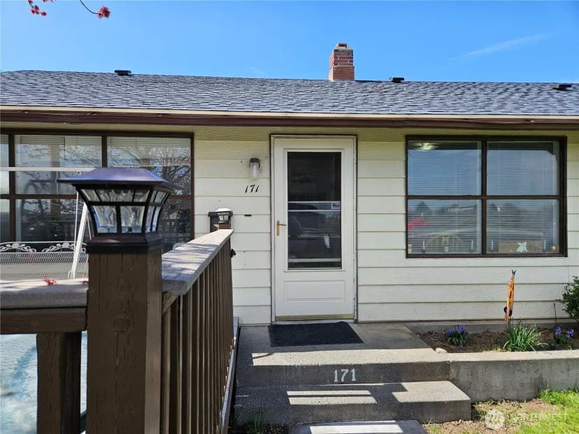 Property photo for 171 Ivy Street Se, Ephrata photo 3