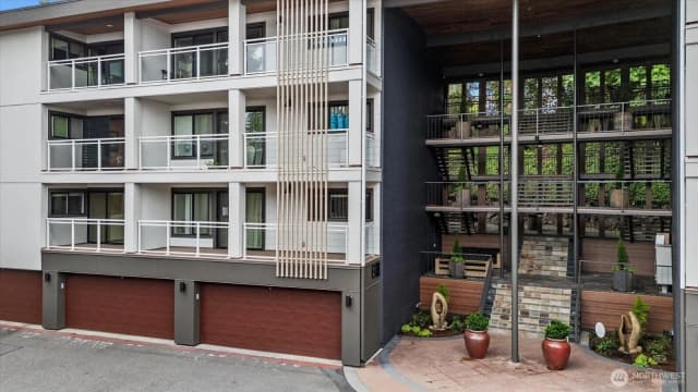 Property photo for 130 105th Avenue Se #108, Bellevue, WA 98004