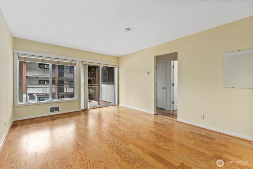 Property photo for 130 105th Avenue Se #108, Bellevue photo 15