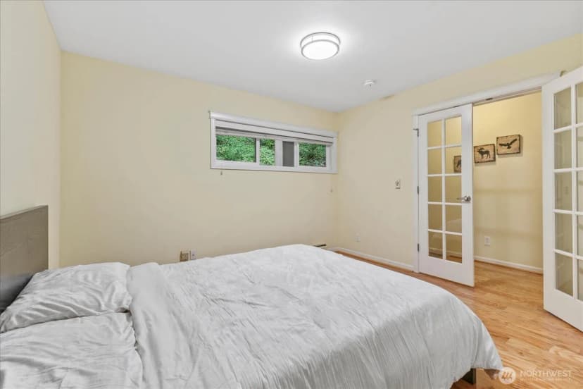 Property photo for 130 105th Avenue Se #108, Bellevue photo 16