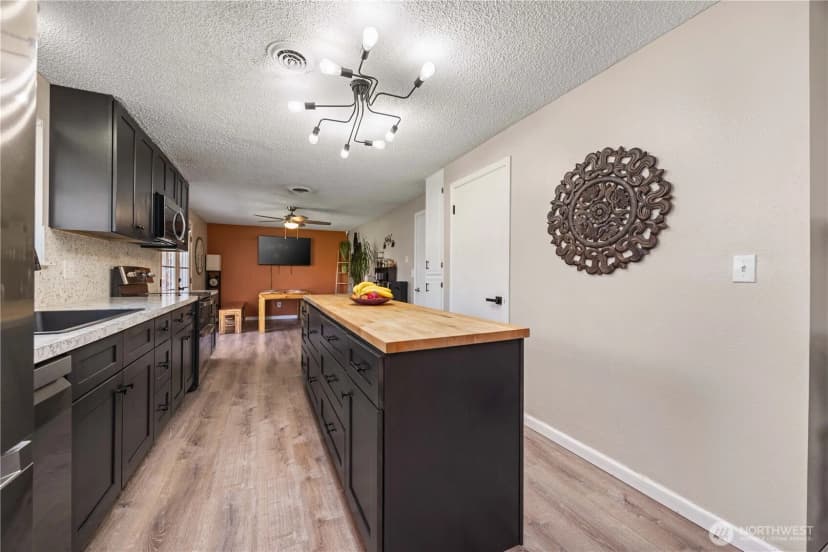 Property photo for 928 Selkirk Place, Brewster photo 11