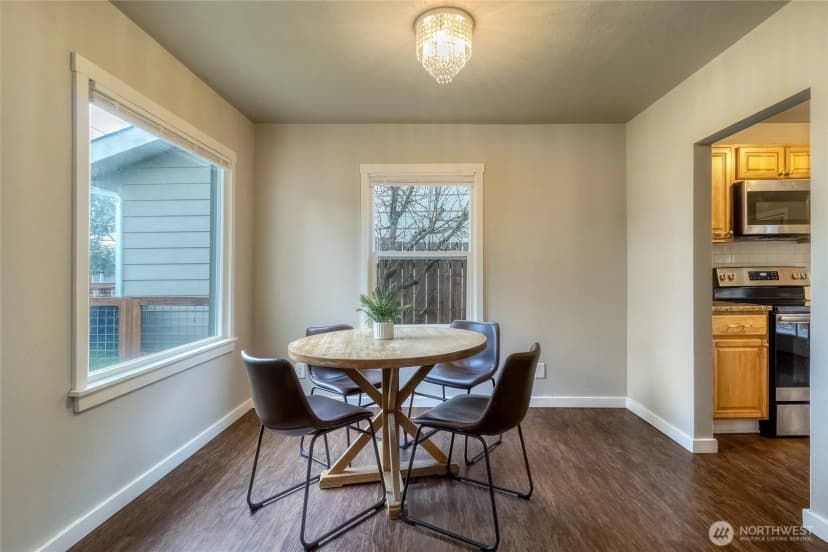 Property photo for 415 Se 5th Street, College Place photo 9