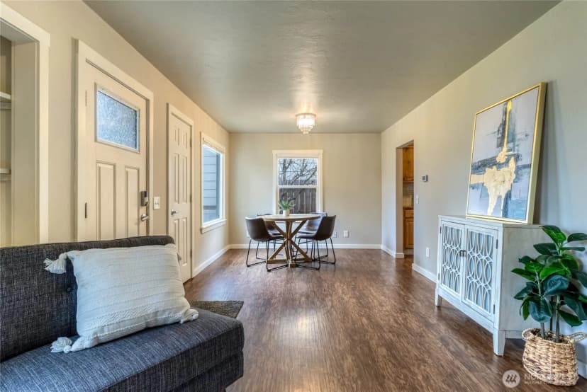 Property photo for 415 Se 5th Street, College Place photo 5