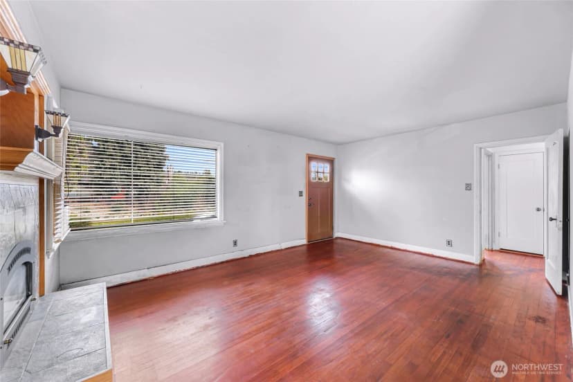 Property photo for 809 W Connecticut Street, Bellingham photo 8