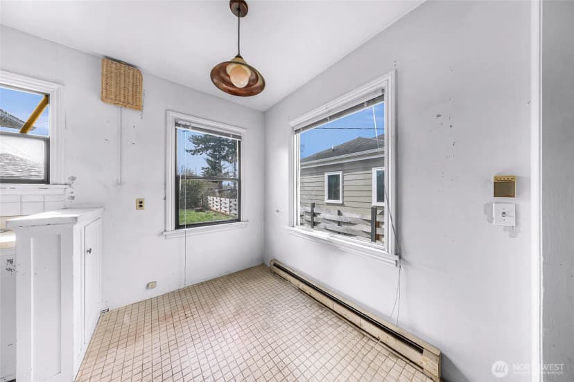 Property photo for 809 W Connecticut Street, Bellingham photo 11
