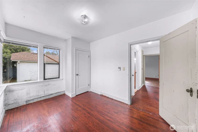 Property photo for 809 W Connecticut Street, Bellingham photo 24