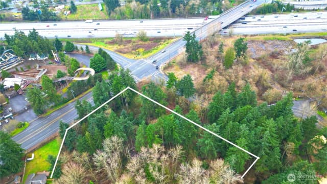 Property photo for 1111 Enchanted Pkwy S, Federal Way photo 2