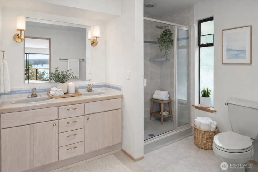 Property photo for 8806 Warren Drive Nw, Gig Harbor photo 18