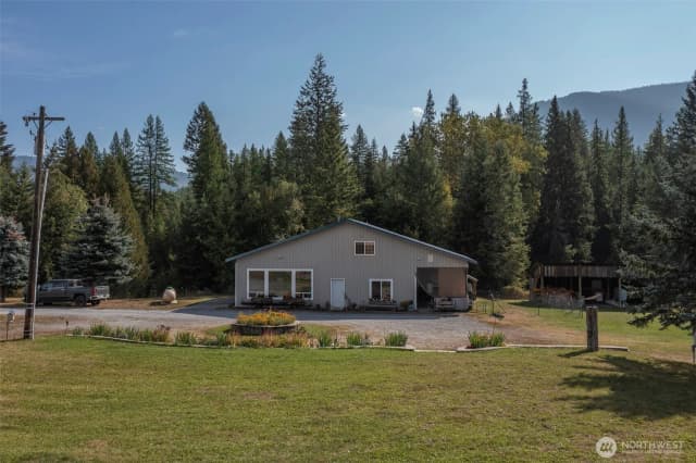 Property photo for 3829 Deep Lake Boundary Road, Colville photo 2