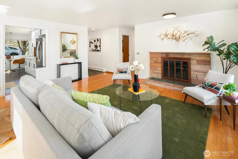 Property photo for 4006 26th Avenue W, Seattle photo 8