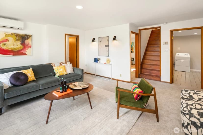 Property photo for 4006 26th Avenue W, Seattle photo 23