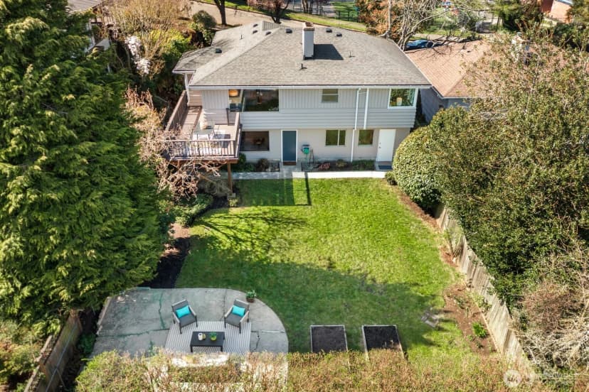 Property photo for 4006 26th Avenue W, Seattle photo 33