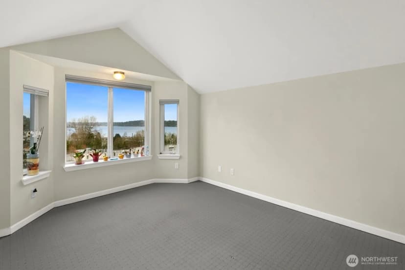 Property photo for 6100 Ne 181st Street #7, Kenmore photo 13