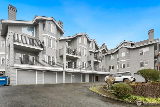 Property photo for 6100 Ne 181st Street #7, Kenmore