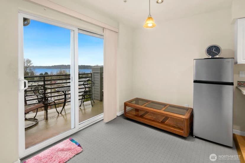 Property photo for 6100 Ne 181st Street #7, Kenmore photo 9