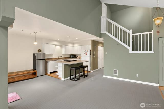 Property photo for 6100 Ne 181st Street #7, Kenmore photo 4