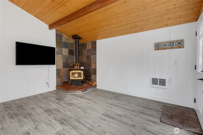Property photo for 2308 197th Avenue Sw, Lakebay photo 7
