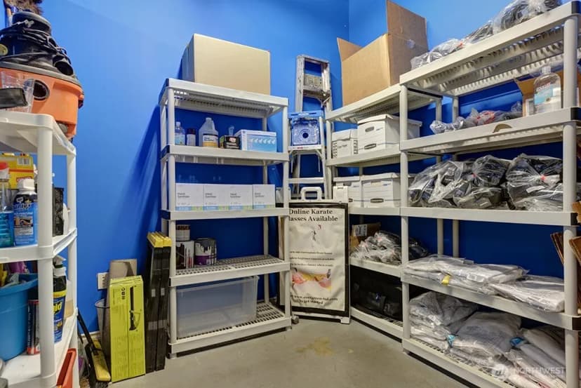 Property photo for 5430 California Avenue Sw #coml2, Seattle photo 19